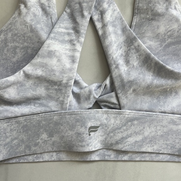 Fabletics Oasis Medium Impact Gray a and White Sports Bra Size S - Picture 6 of 6